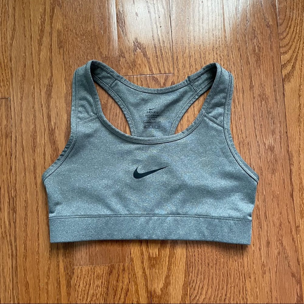 NWOT Nike Sports Bra
